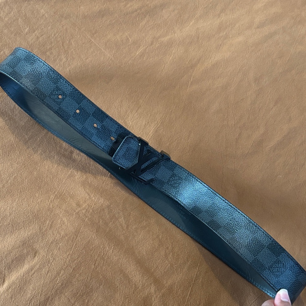 Men’s Authentic Louis Vuitton Damier belt